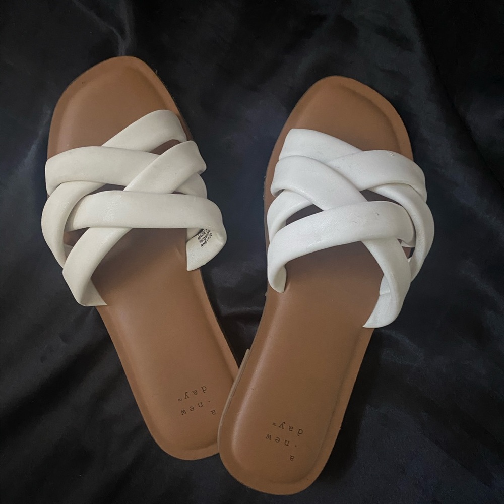 RORY PADDED SLIDE SANDALS